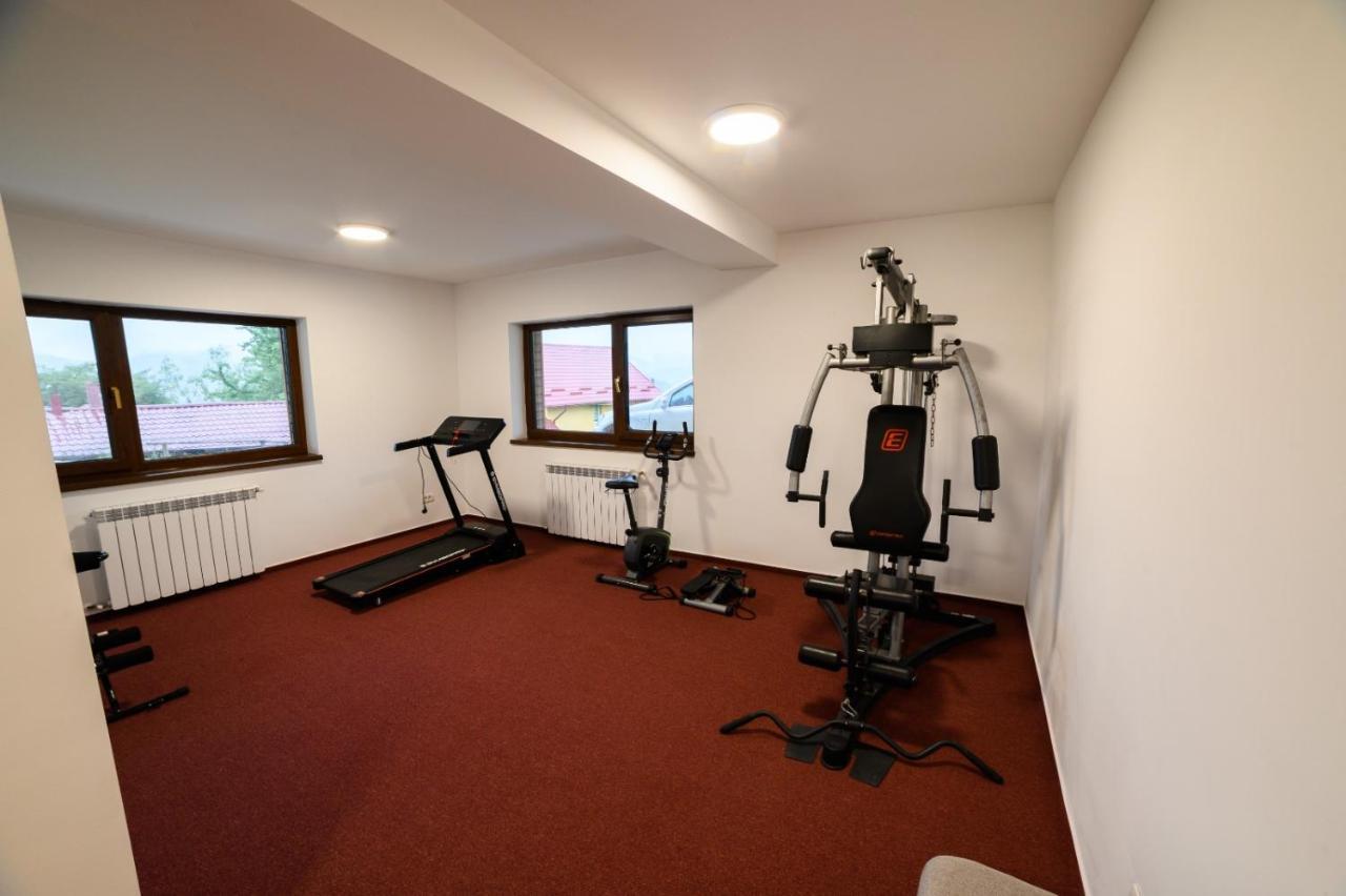 גורה הומורולווי Chalet First Hill מראה חיצוני תמונה
