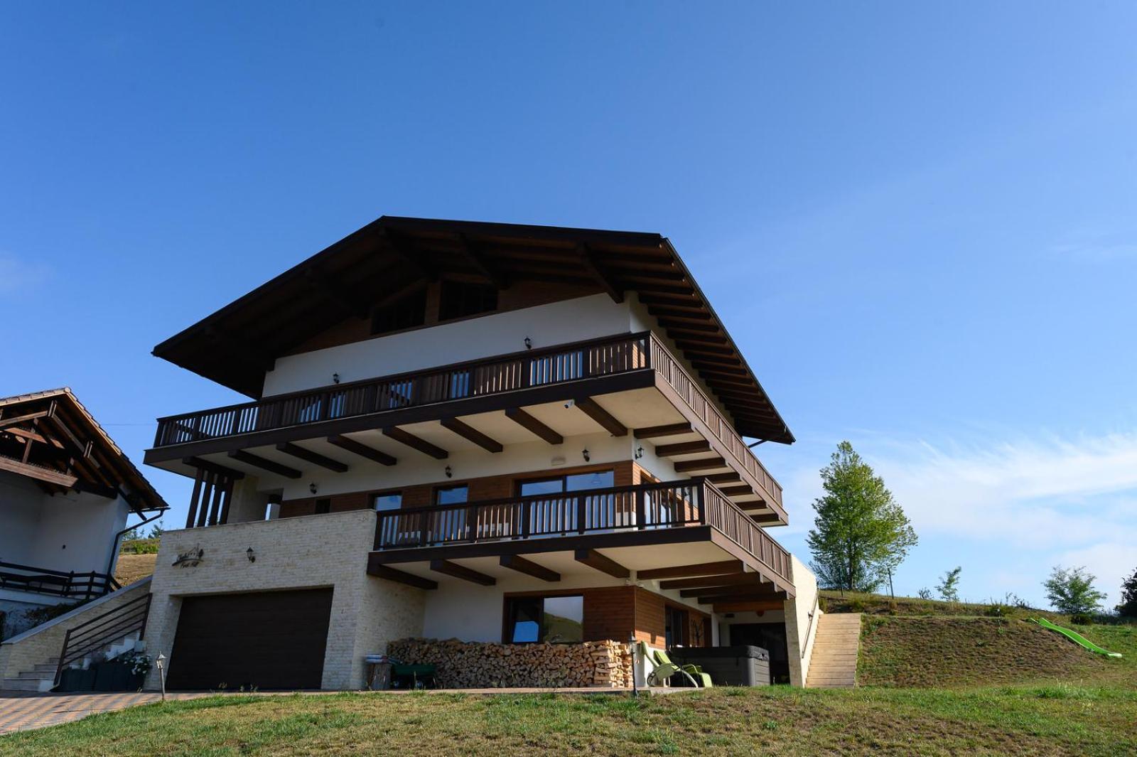 גורה הומורולווי Chalet First Hill מראה חיצוני תמונה